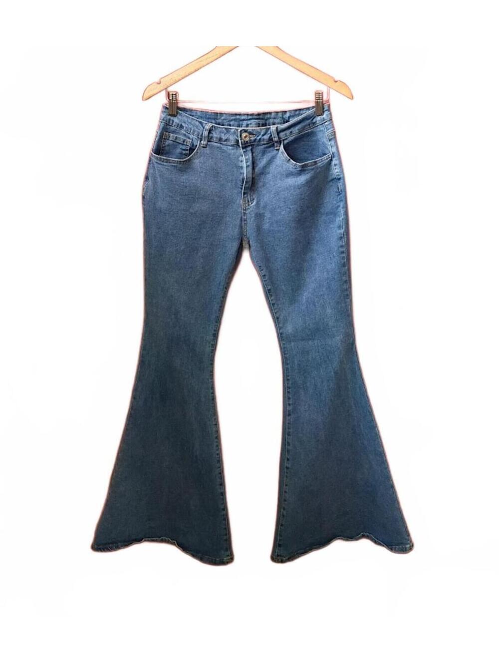 SHEIN Blue Mid Rise Floral Embroidered Flare Jeans Size W30 L32